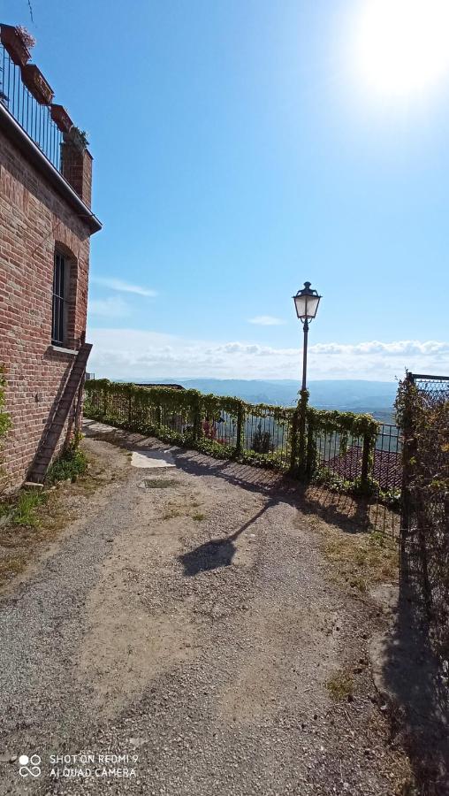 Il Cortiletto Appartement Verduno Buitenkant foto