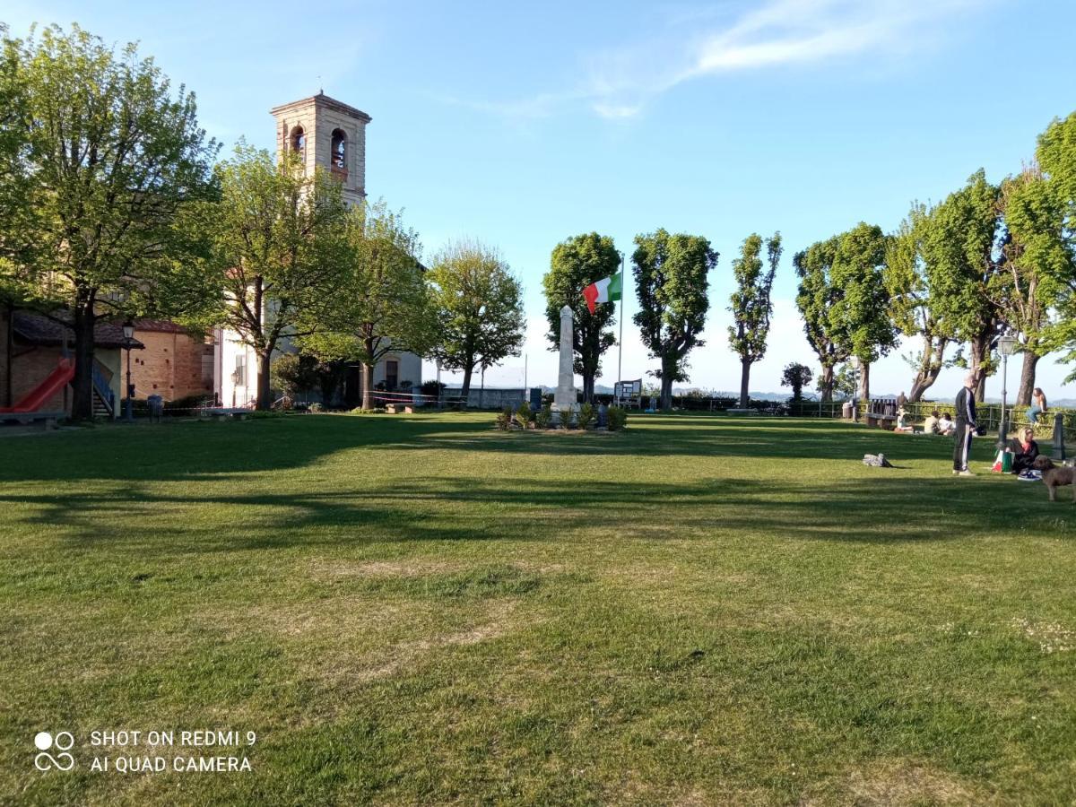 Il Cortiletto Appartement Verduno Buitenkant foto